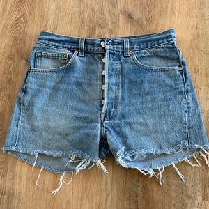 Vintage Levi’s women’s shorts